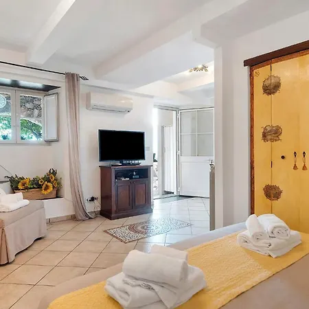 Agriturismo Le Pale Kır Evi *